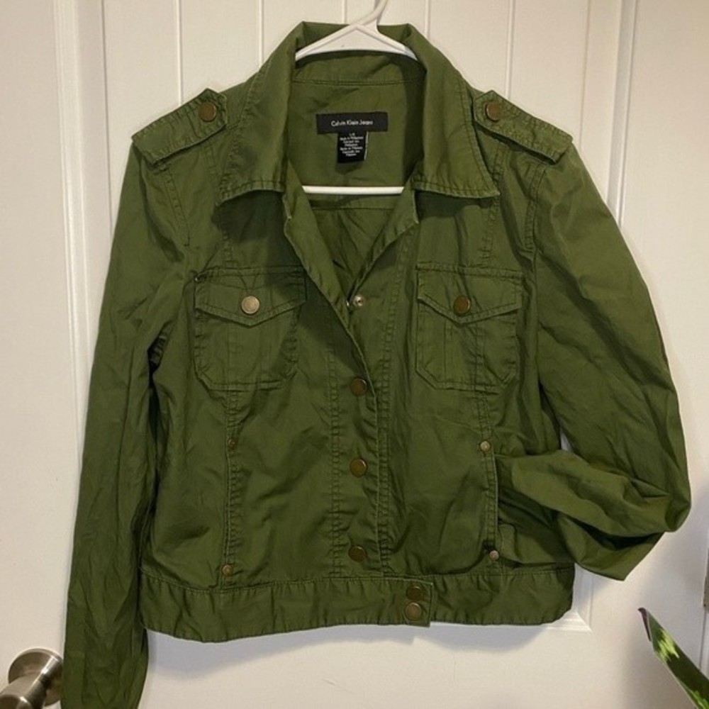 Calvin Klein Jeans light crop military style jacket; Size L